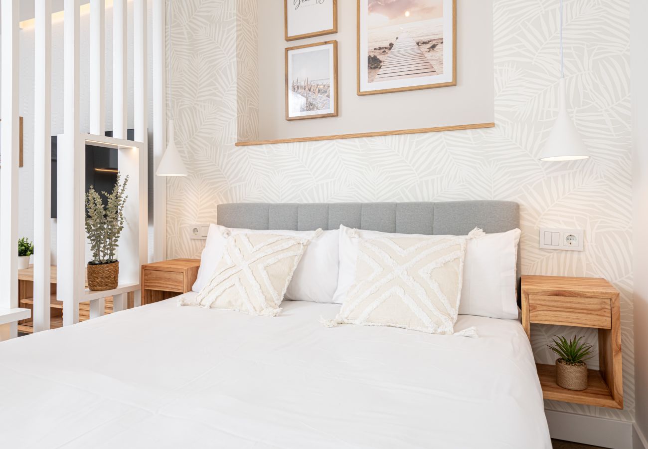 Studio in Málaga - WintowinRentals Goleta Suites 2C