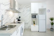 Ferienwohnung in Málaga - WintowinRentals Altamira Suites hohes Stockwerk
