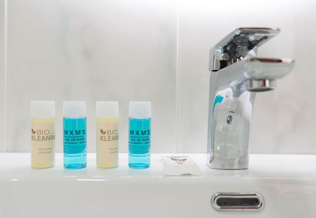 Ferienwohnung in Rincón de la Victoria - WintowinRentals Spectacular Sea Views on the Beachfront