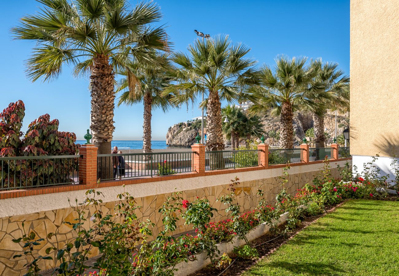 Ferienwohnung in Rincón de la Victoria - WintowinRentals Spectacular Sea Views on the Beachfront