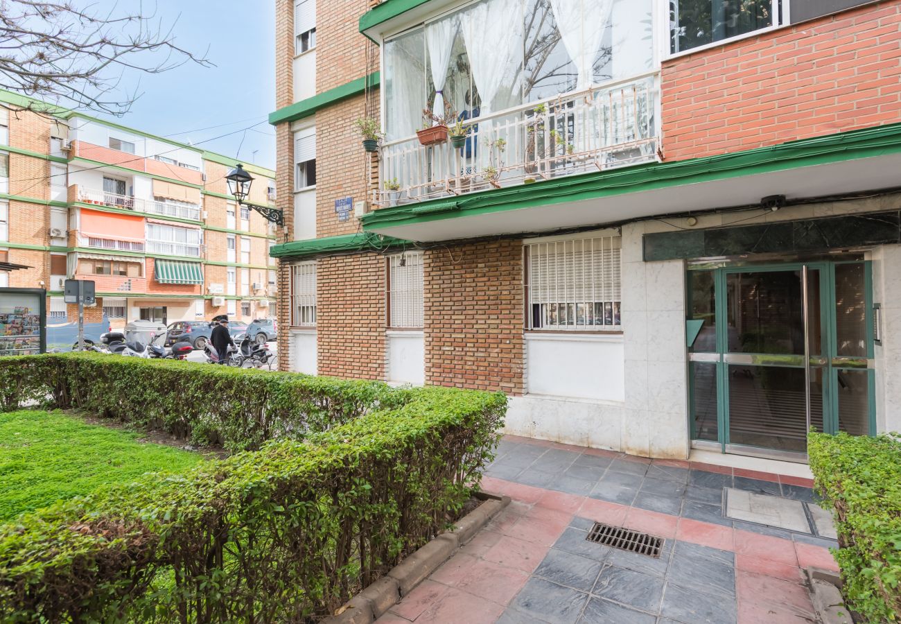 Ferienwohnung in Málaga - WintowinRentals Moderne, voll ausgestattete und gut angebundene Wohnung in Málaga