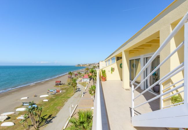 in Rincón de la Victoria - WintowinRentals Super-Penthouse direkt am Strand