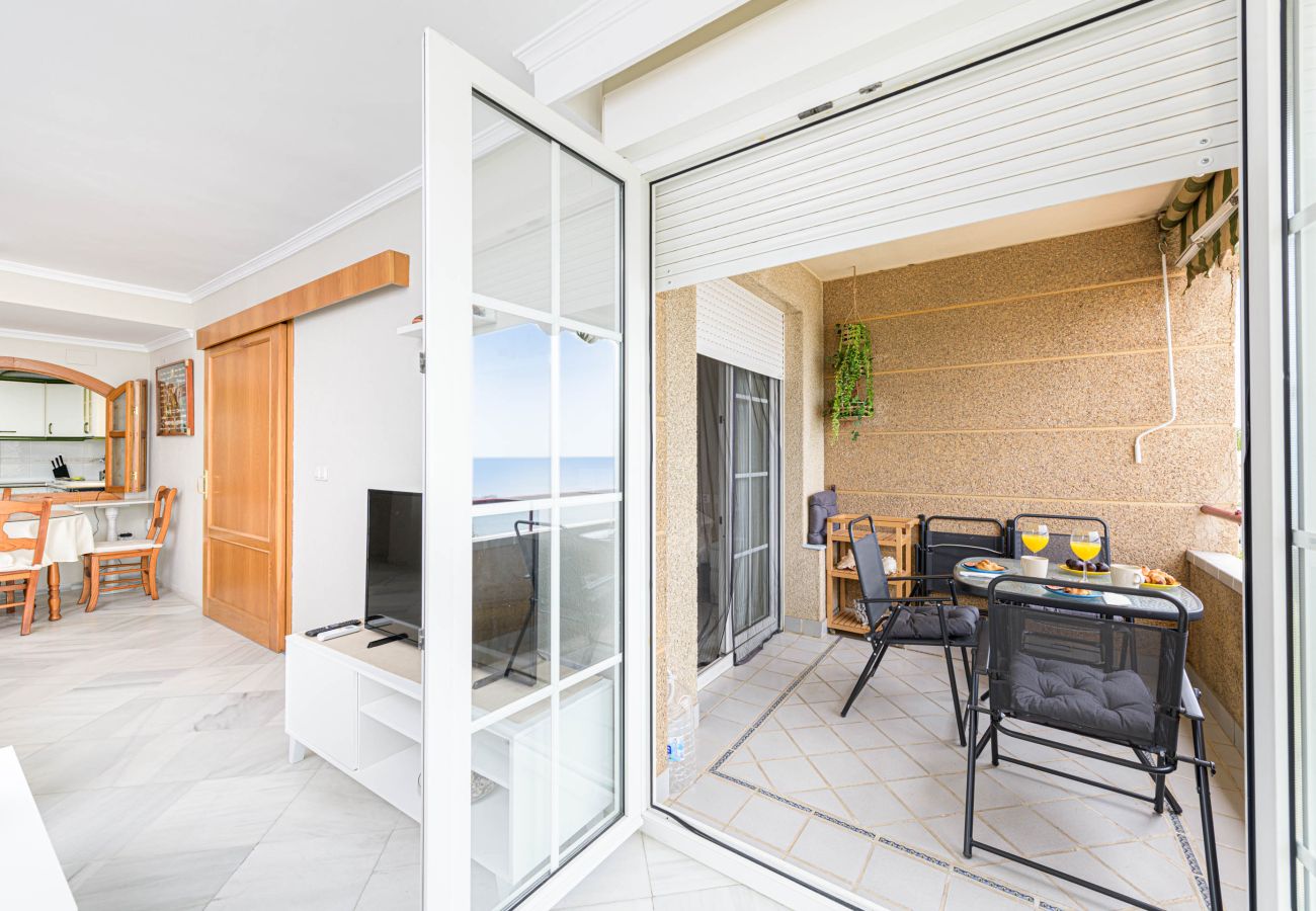 Ferienwohnung in Rincón de la Victoria - WintowinRentals Ferienwohnung direkt am Meer mit spektakulärer Aussicht