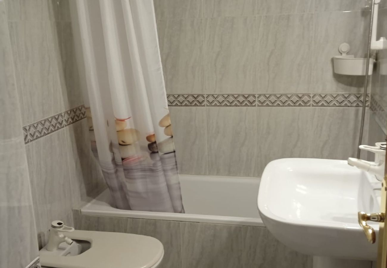 Ferienwohnung in Rincón de la Victoria - WintowinRentals Ferienwohnung direkt am Meer mit spektakulärer Aussicht