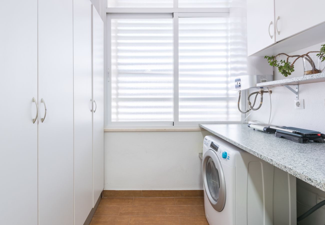 Ferienwohnung in Rincón de la Victoria - WintowinRentals · Perfect Location with Terrace, Pool and Parking in Rincón de la Victoria