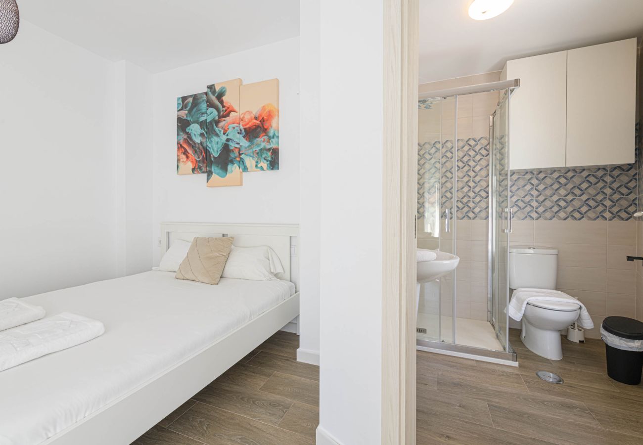 Ferienwohnung in Rincón de la Victoria - WintowinRentals Penthouse mit Privater Terrasse im Zentrum von Rincón de la Victoria