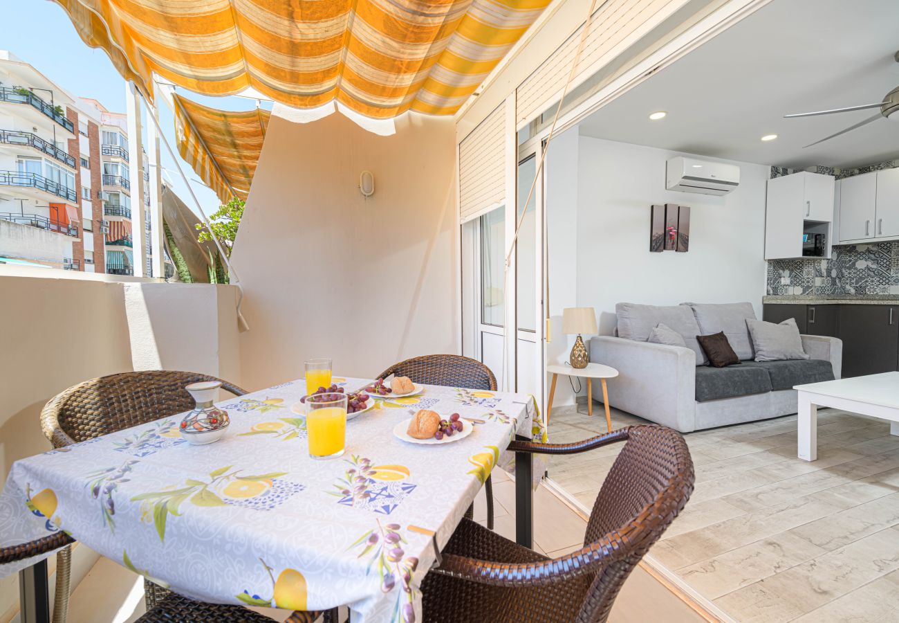 Ferienwohnung in Fuengirola - WintowinRentals Zentrale Ferienwohnung nur 3 Minuten vom Strand in Fuengirola entfernt