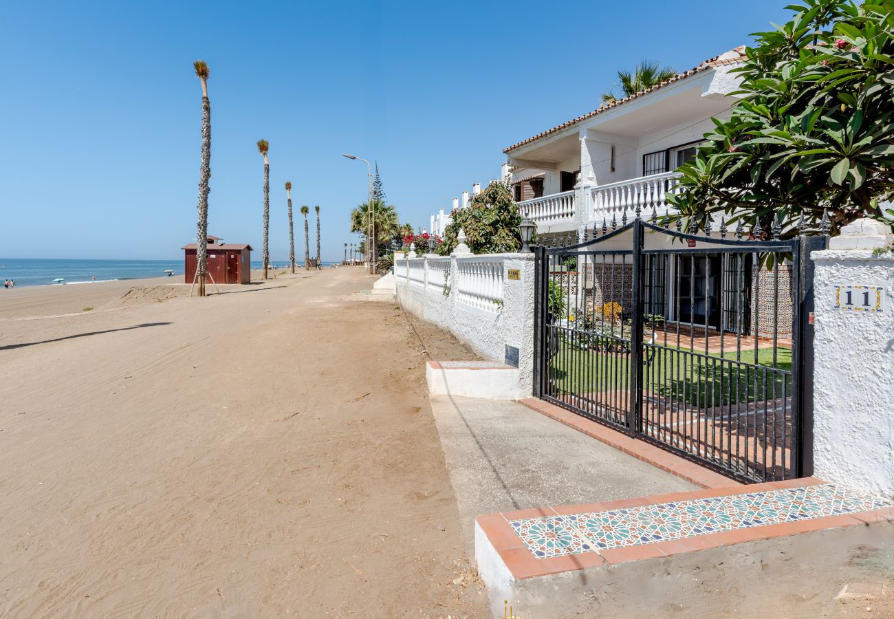 Ferienhaus in Rincón de la Victoria - WintowinRentals Maison en bord de mer avec jardin privé