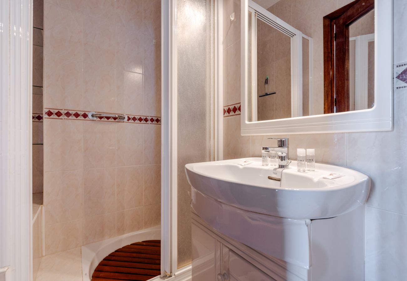 Ferienhaus in Rincón de la Victoria - WintowinRentals Maison en bord de mer avec jardin privé