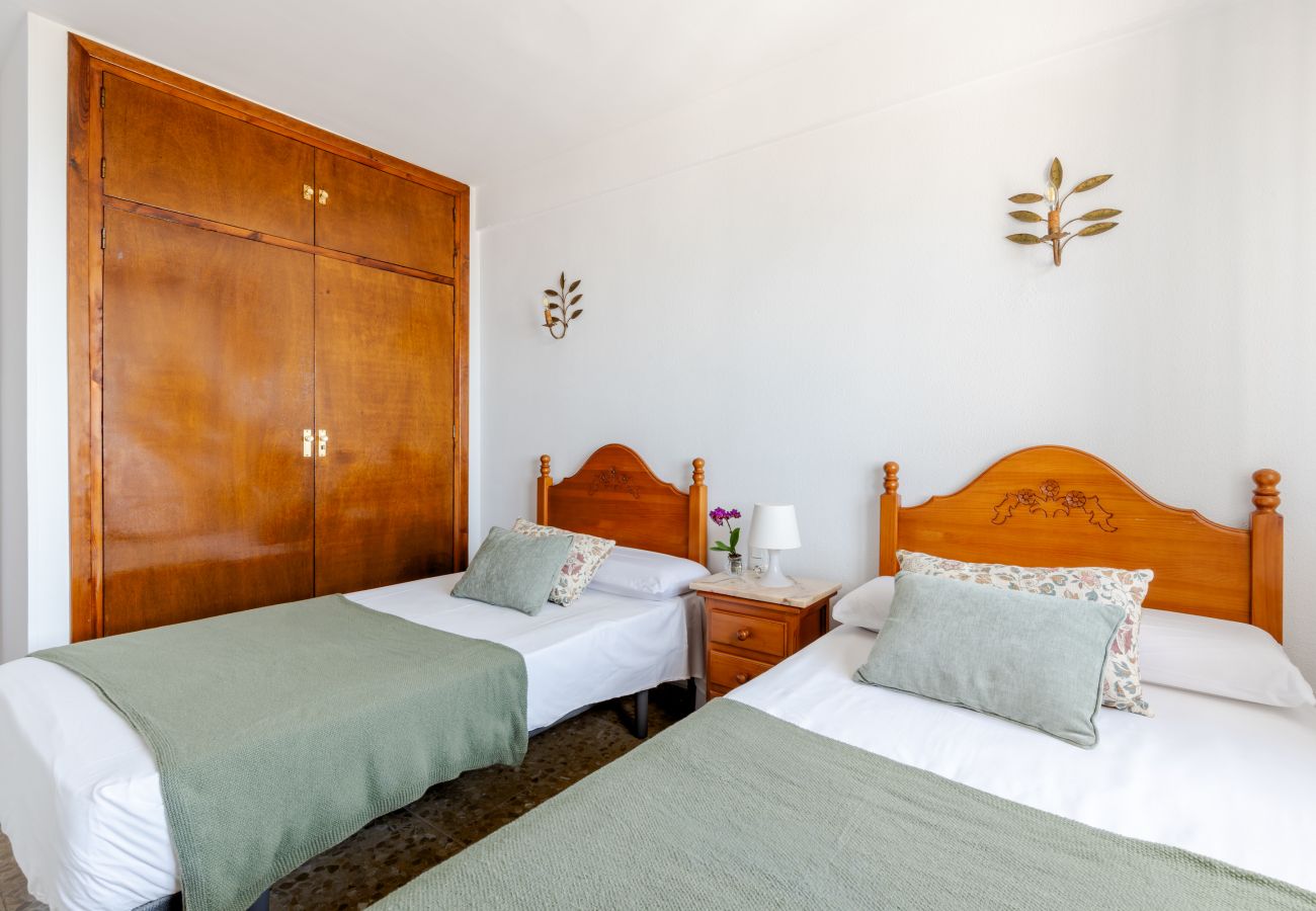 Ferienhaus in Rincón de la Victoria - WintowinRentals Maison en bord de mer avec jardin privé