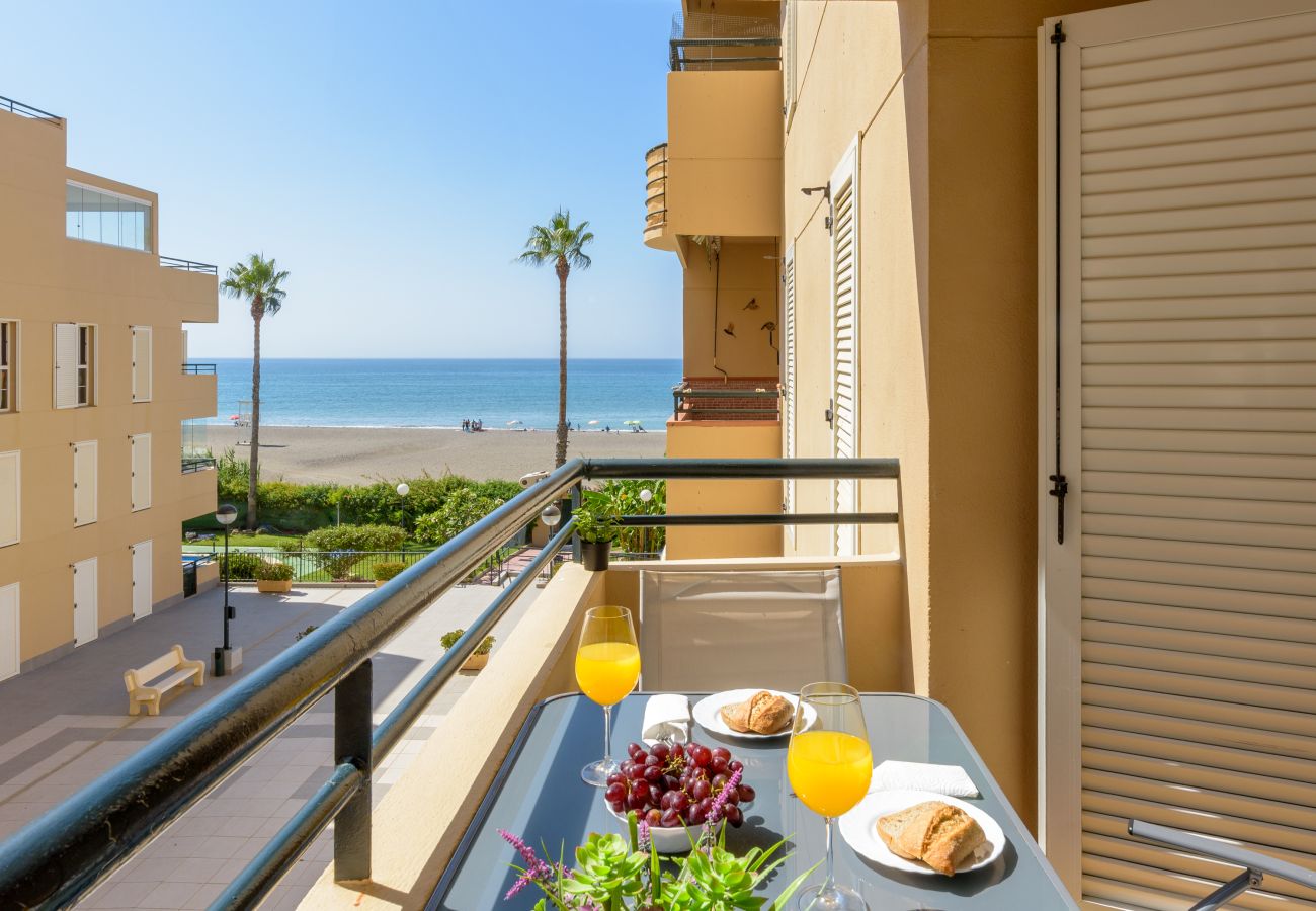 Ferienwohnung in Benajarafe - WintowinRentals VistaMar Benajarafe – Strand und Pool          Preguntar a ChatGPT