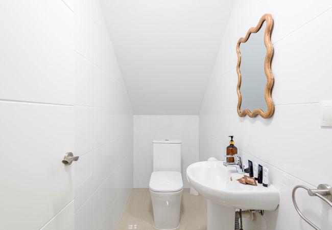 Ferienwohnung in Málaga - WintowinRentals Renoviertes Loft mit Garage neben dem Strand von Huelin Ferienwohnung in Málaga - WintowinRentals Renoviertes Loft mit Garage neben dem Strand von Huelin