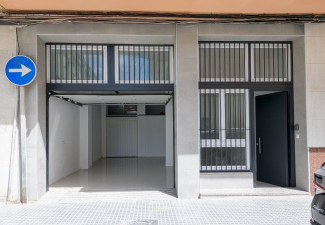 Ferienwohnung in Málaga - WintowinRentals Renoviertes Loft mit Garage neben dem Strand von Huelin Ferienwohnung in Málaga - WintowinRentals Renoviertes Loft mit Garage neben dem Strand von Huelin