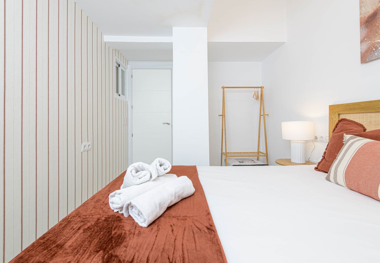 Ferienwohnung in Málaga - WintowinRentals Renoviertes Loft mit Garage neben dem Strand von Huelin Ferienwohnung in Málaga - WintowinRentals Renoviertes Loft mit Garage neben dem Strand von Huelin