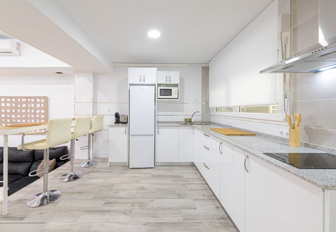 Ferienwohnung in Málaga - WintowinRentals Renoviertes Loft mit Garage neben dem Strand von Huelin Ferienwohnung in Málaga - WintowinRentals Renoviertes Loft mit Garage neben dem Strand von Huelin