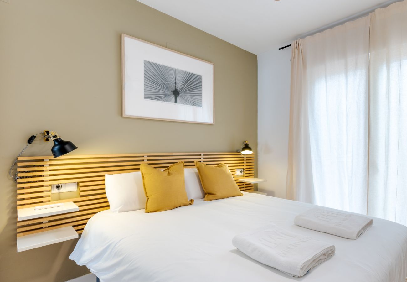Ferienwohnung in Málaga - WintowinRentals Modernes Apartment mit privatem Innenhof in Málaga