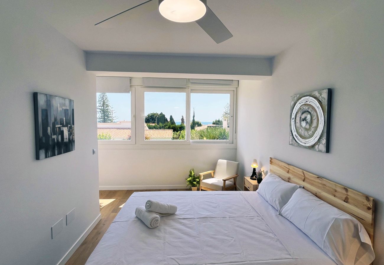 Doppelhaushälfte in Rincón de la Victoria - WintowinRentals Exklusives Familienchalet Mit Terrassen Und Strand In Der Nähe In Torre de Benagalbón