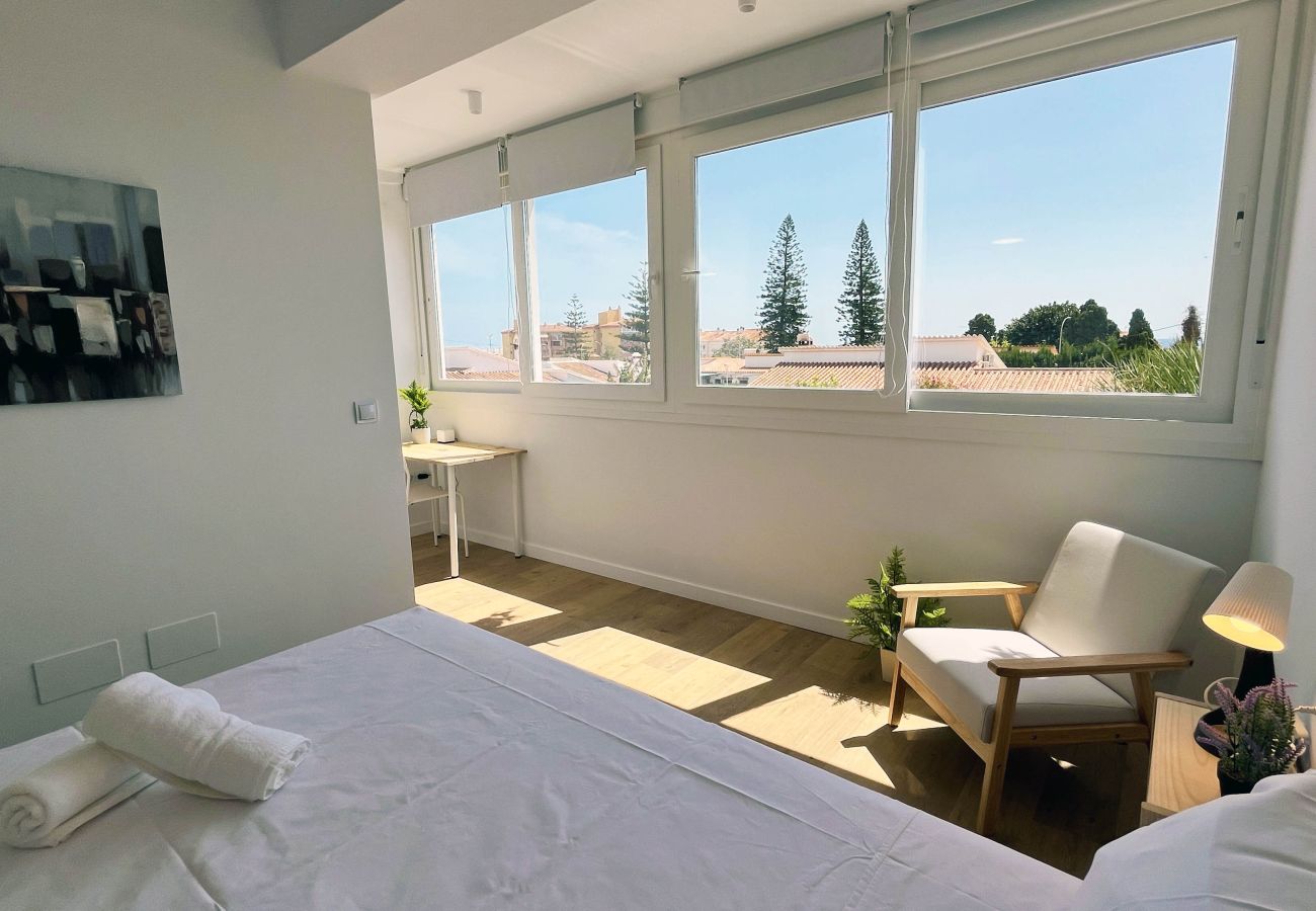 Doppelhaushälfte in Rincón de la Victoria - WintowinRentals Exklusives Familienchalet Mit Terrassen Und Strand In Der Nähe In Torre de Benagalbón