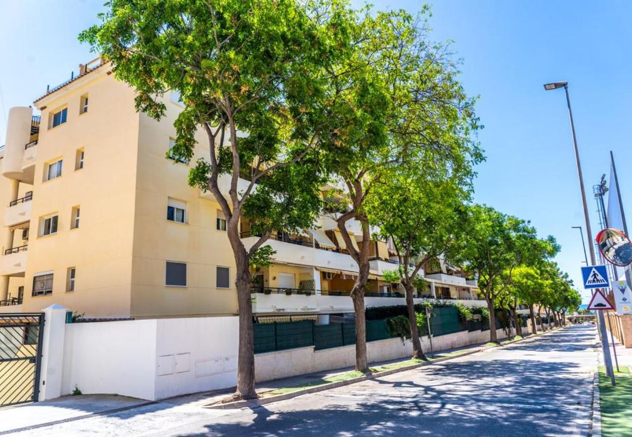 Ferienwohnung in La Cala del Moral - WintowinRentals Terrace, Pool, Parking in Cala del Moral