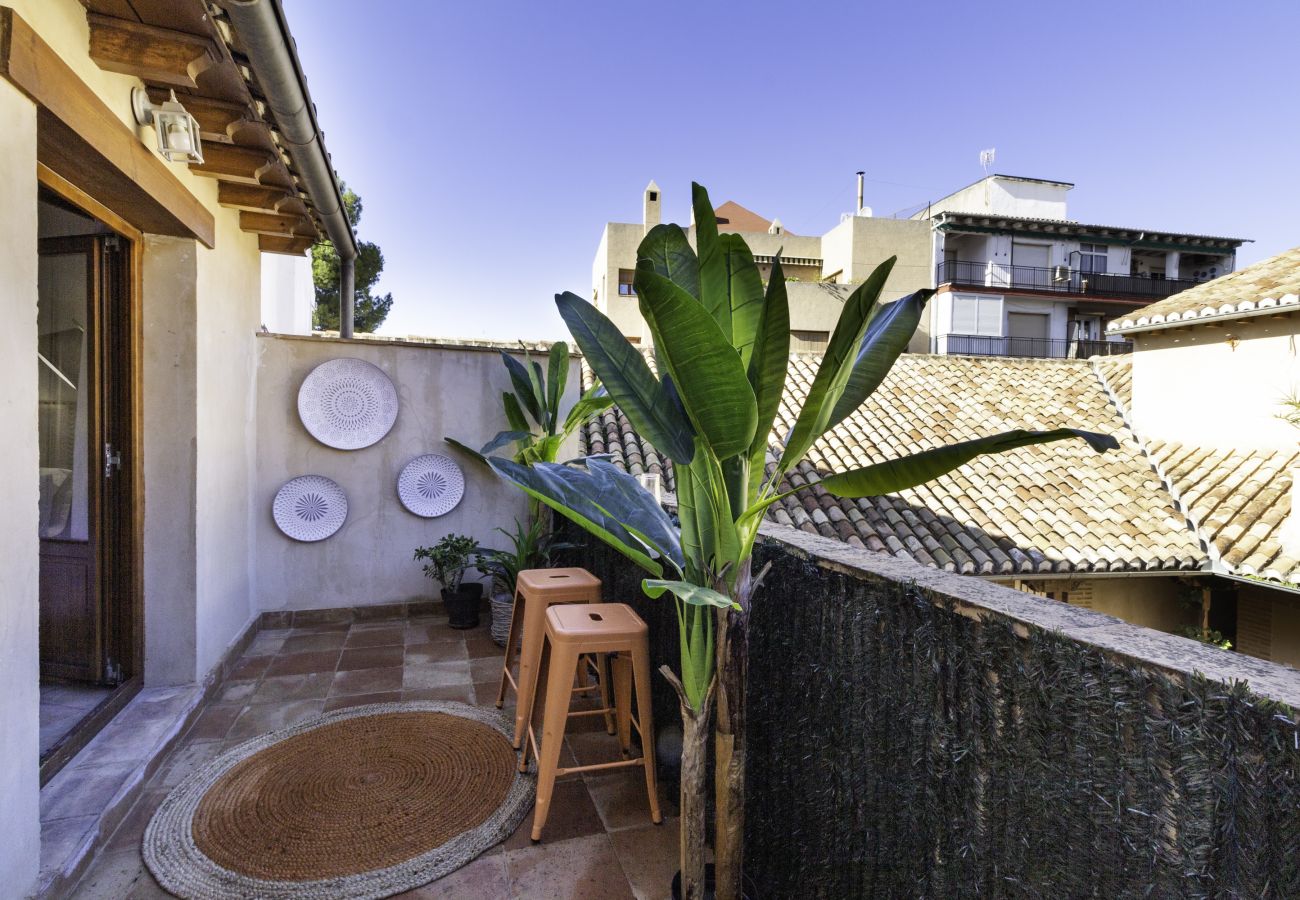 Ferienwohnung in Granada - WintowinRentals Fabelhaftes Penthouse mit Terrasse im Herzen von Granada