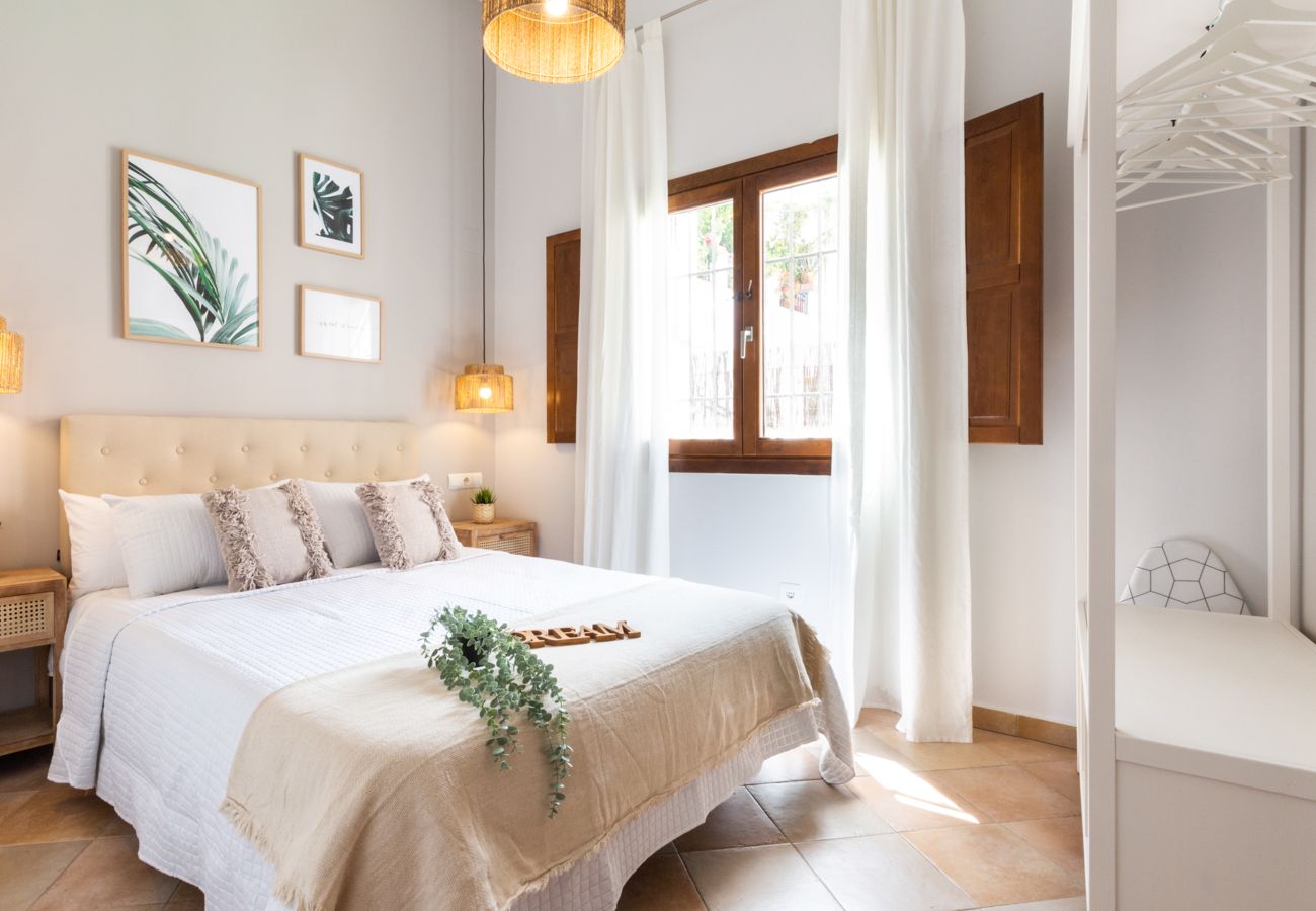 Ferienwohnung in Granada - WintowinRentals Gemütliche Wohnung mit privatem Innenhof neben dem Albaicín