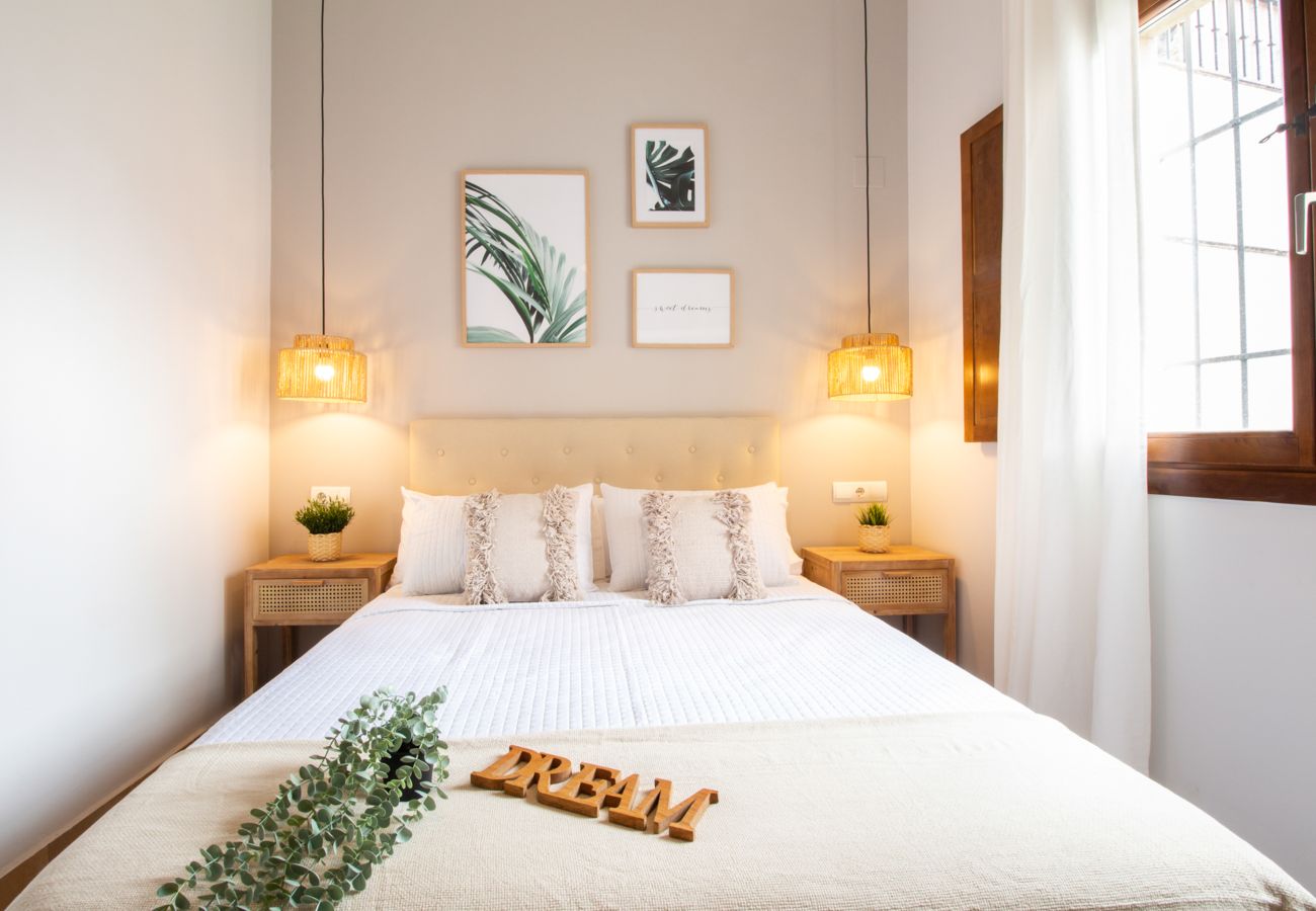 Ferienwohnung in Granada - WintowinRentals Gemütliche Wohnung mit privatem Innenhof neben dem Albaicín