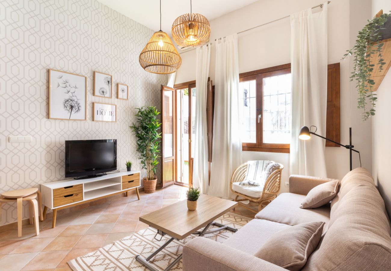 Ferienwohnung in Granada - WintowinRentals Gemütliche Wohnung mit privatem Innenhof neben dem Albaicín