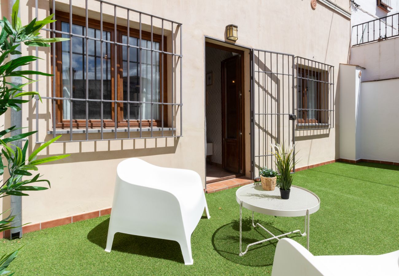 Ferienwohnung in Granada - WintowinRentals Gemütliche Wohnung mit privatem Innenhof neben dem Albaicín