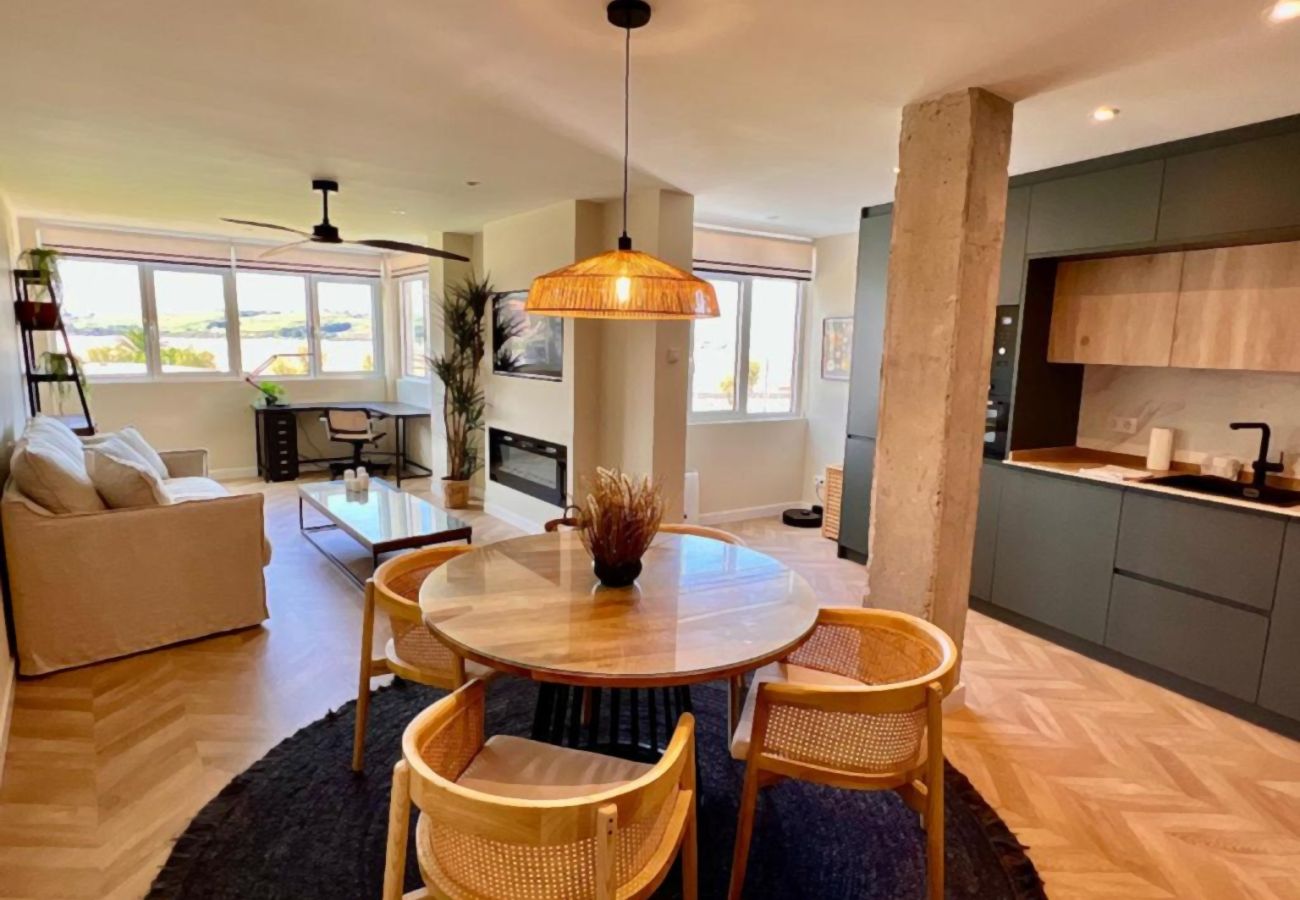 Ferienwohnung in Mogro - WintowinRentals Suite Miramar Apartment, Usil Beach