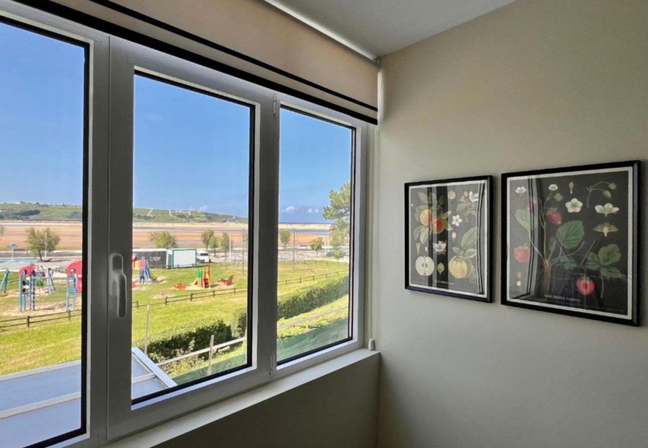 Ferienwohnung in Mogro - WintowinRentals Suite Miramar Apartment, Usil Beach