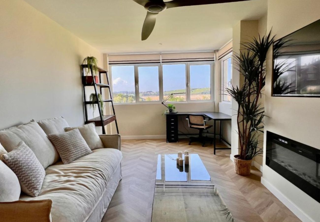 Ferienwohnung in Mogro - WintowinRentals Suite Miramar Apartment, Usil Beach