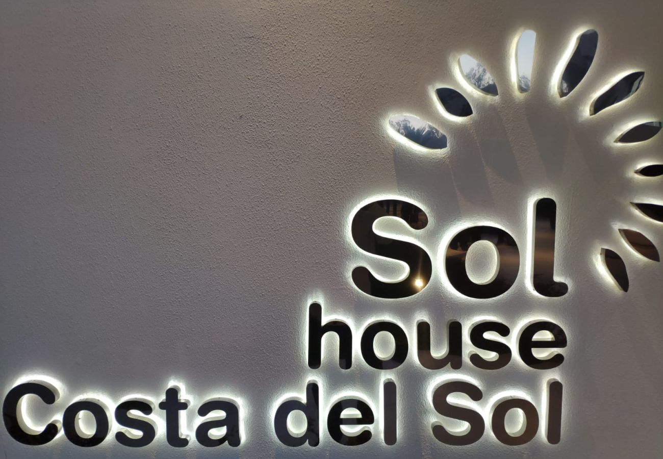 Ferienwohnung in Torremolinos - WintowinRentals La Carihuela OCEAN HOUSE COSTA DE SOL Torremolinos
