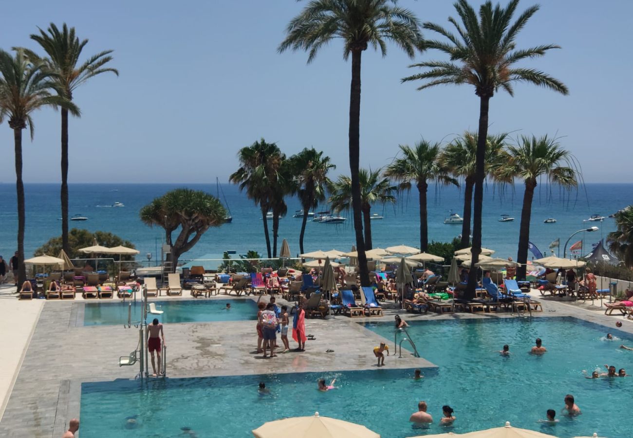 Ferienwohnung in Torremolinos - WintowinRentals La Carihuela OCEAN HOUSE COSTA DE SOL Torremolinos