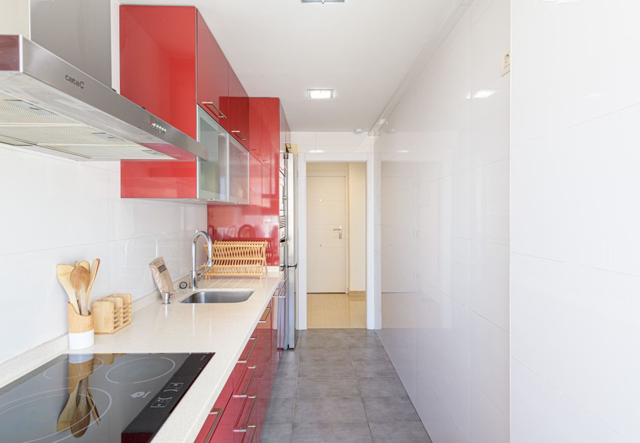 Ferienwohnung in Málaga - WintowinRentals Geräumiges Apartment in Huelin mit traumhaftem Ausblick, Parkplatz inklusive und in Strandnähe