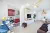 Ferienwohnung in Málaga - WintowinRentals Geräumiges Apartment in Huelin mit traumhaftem Ausblick, Parkplatz inklusive und in Strandnähe