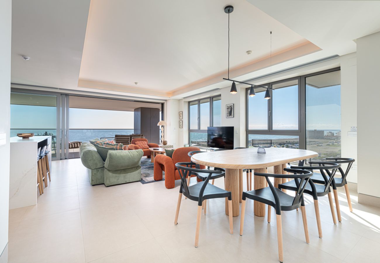 Ferienwohnung in Málaga - WinToWinRentals Málaga Tower Luxuskollektion