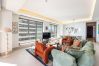 Ferienwohnung in Málaga - WinToWinRentals Málaga Tower Luxuskollektion