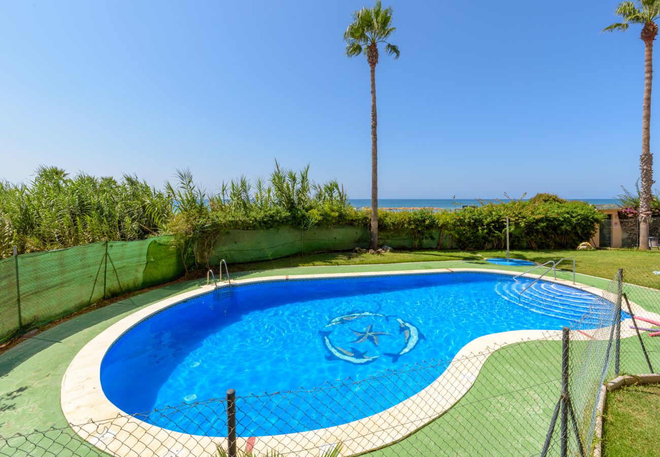 Ferienwohnung in Benajarafe - WintowinRentals Playa Linda Benajarafe Strand und Pool