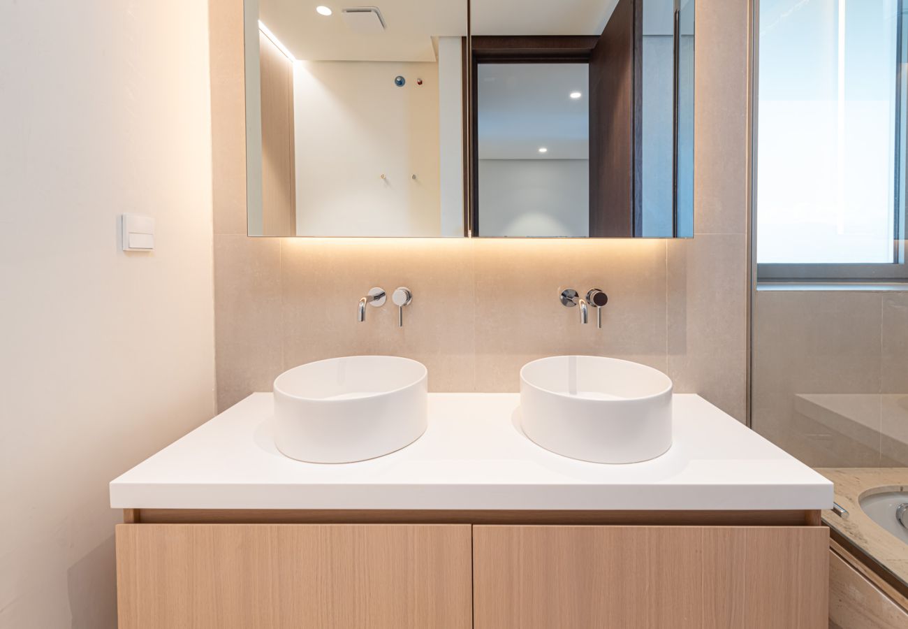 Apartment in Málaga - LUXURY APARTMENT IN MALAGA TOWER 8ºA