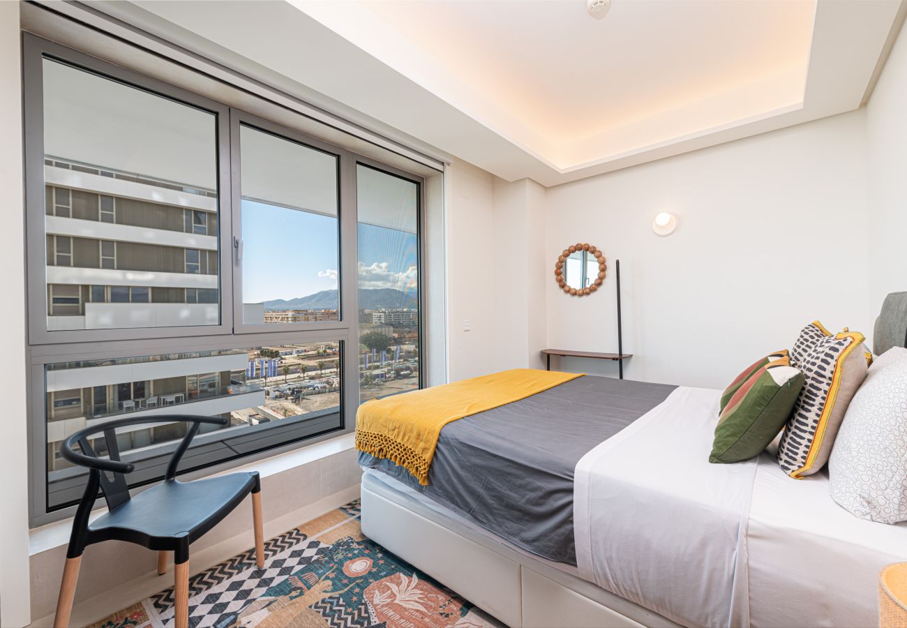 Apartment in Málaga - LUXURY APARTMENT IN MALAGA TOWER 8ºA