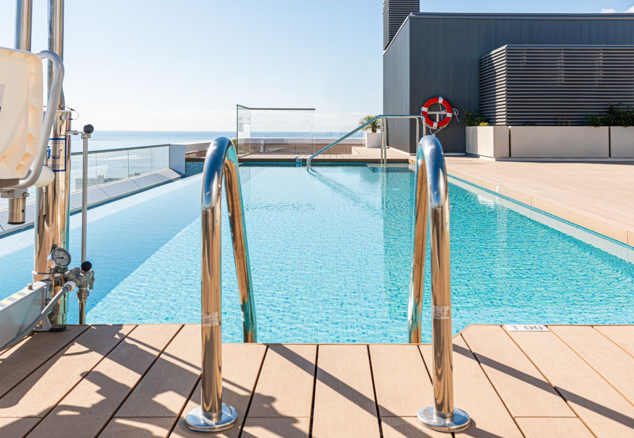 Apartment in Málaga - LUXURY APARTMENT IN MALAGA TOWER 8ºA