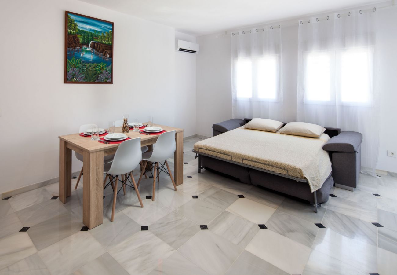 Apartment in Málaga - WintowinRentals All the Comforts Málaga Center.