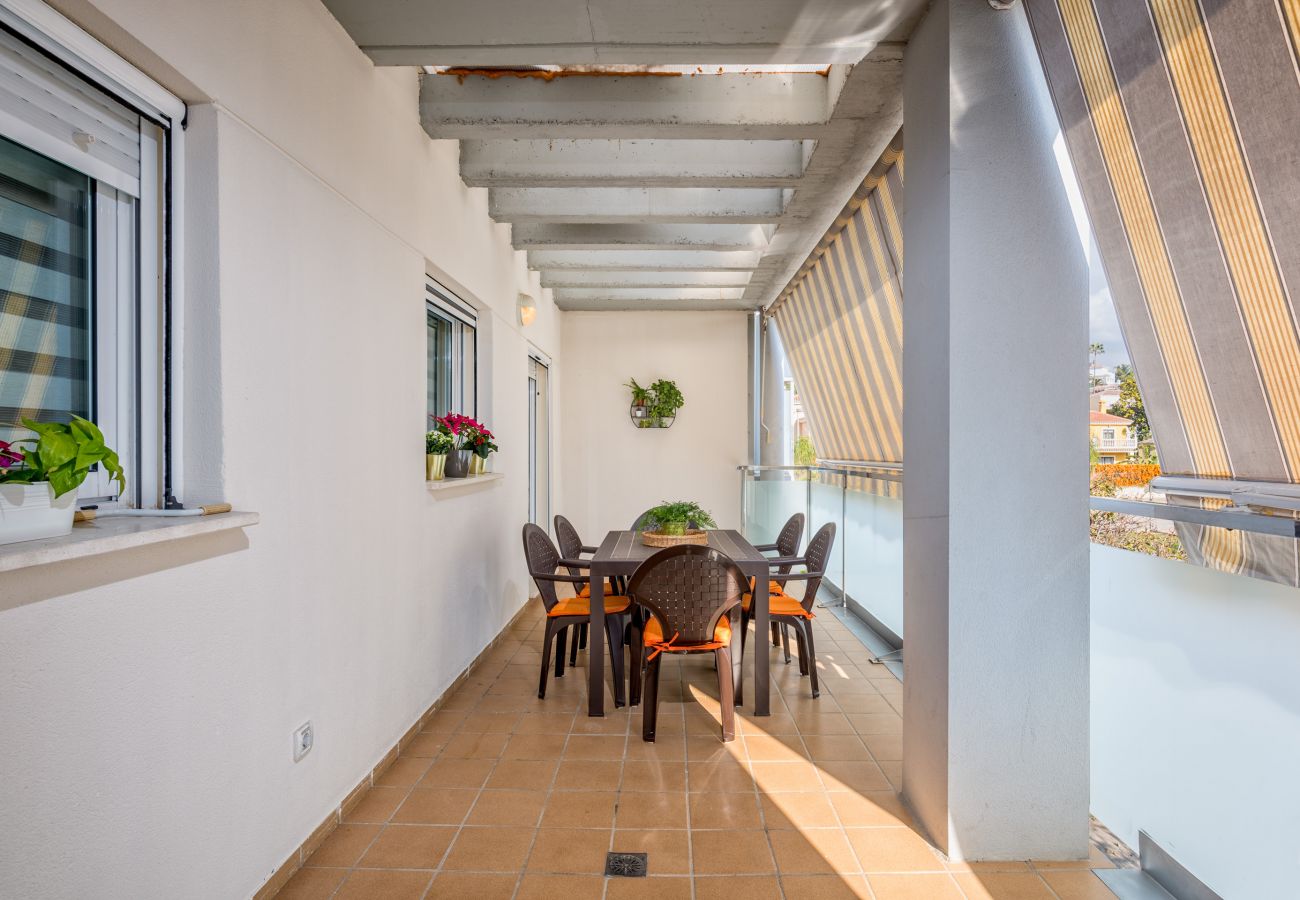 Apartment in Rincón de la Victoria - WintowinRentals Best Location, Beach, Pool & Parking.