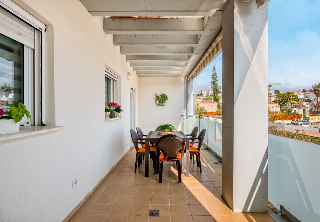 Apartment in Rincón de la Victoria - WintowinRentals Best Location, Beach, Pool & Parking.