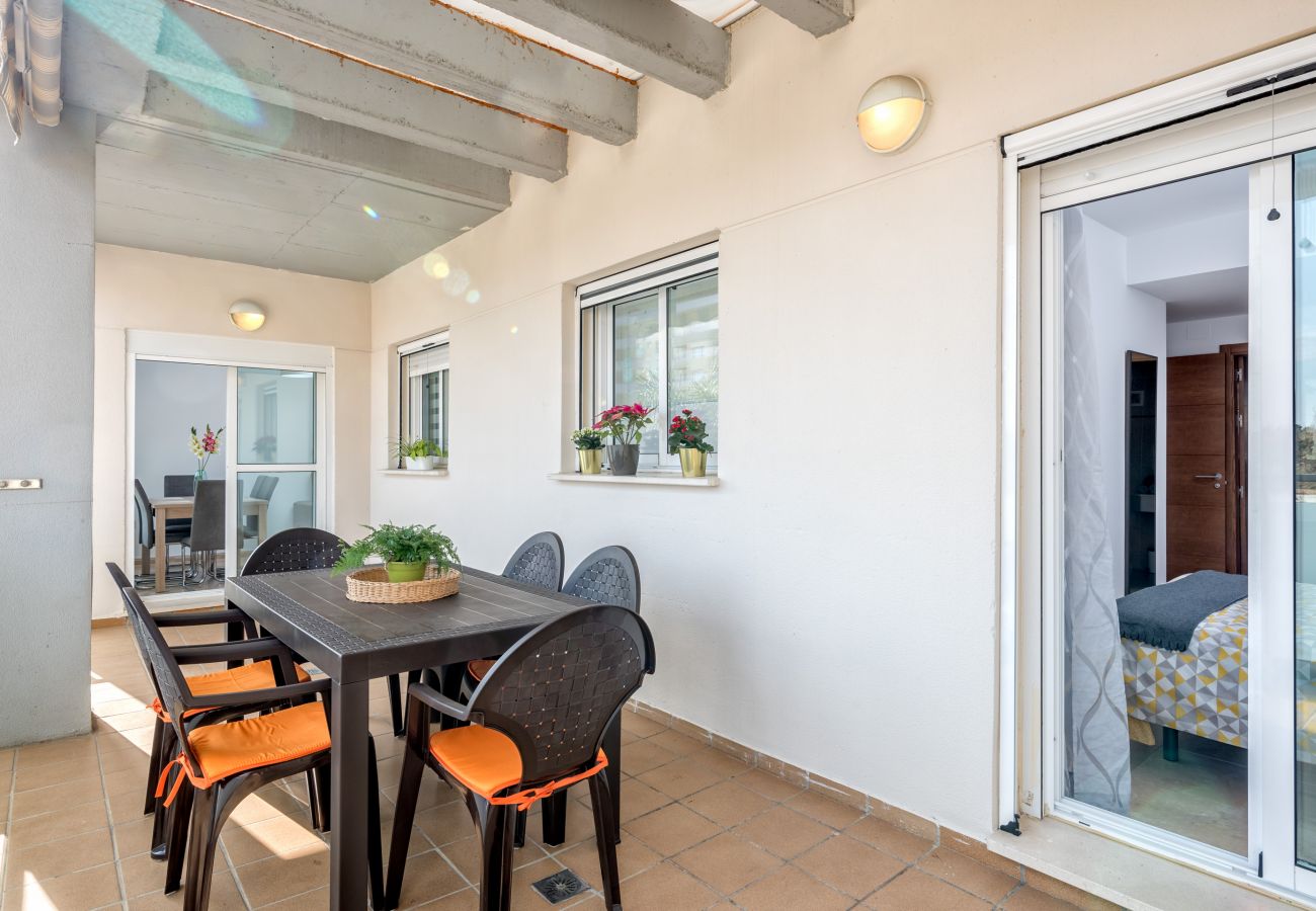 Apartment in Rincón de la Victoria - WintowinRentals Best Location, Beach, Pool & Parking.