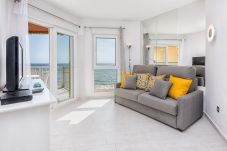 Apartment in Fuengirola - WintowinRentals Relax & Frontal Sea View.