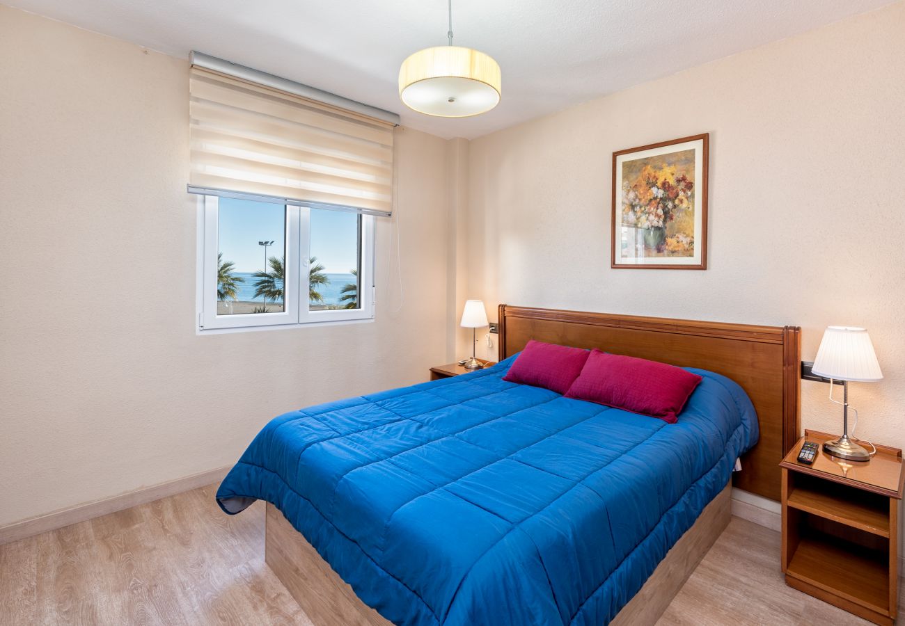 Apartment in Rincón de la Victoria - WintowinRentals La Posada del Mar 1st Line Beach.