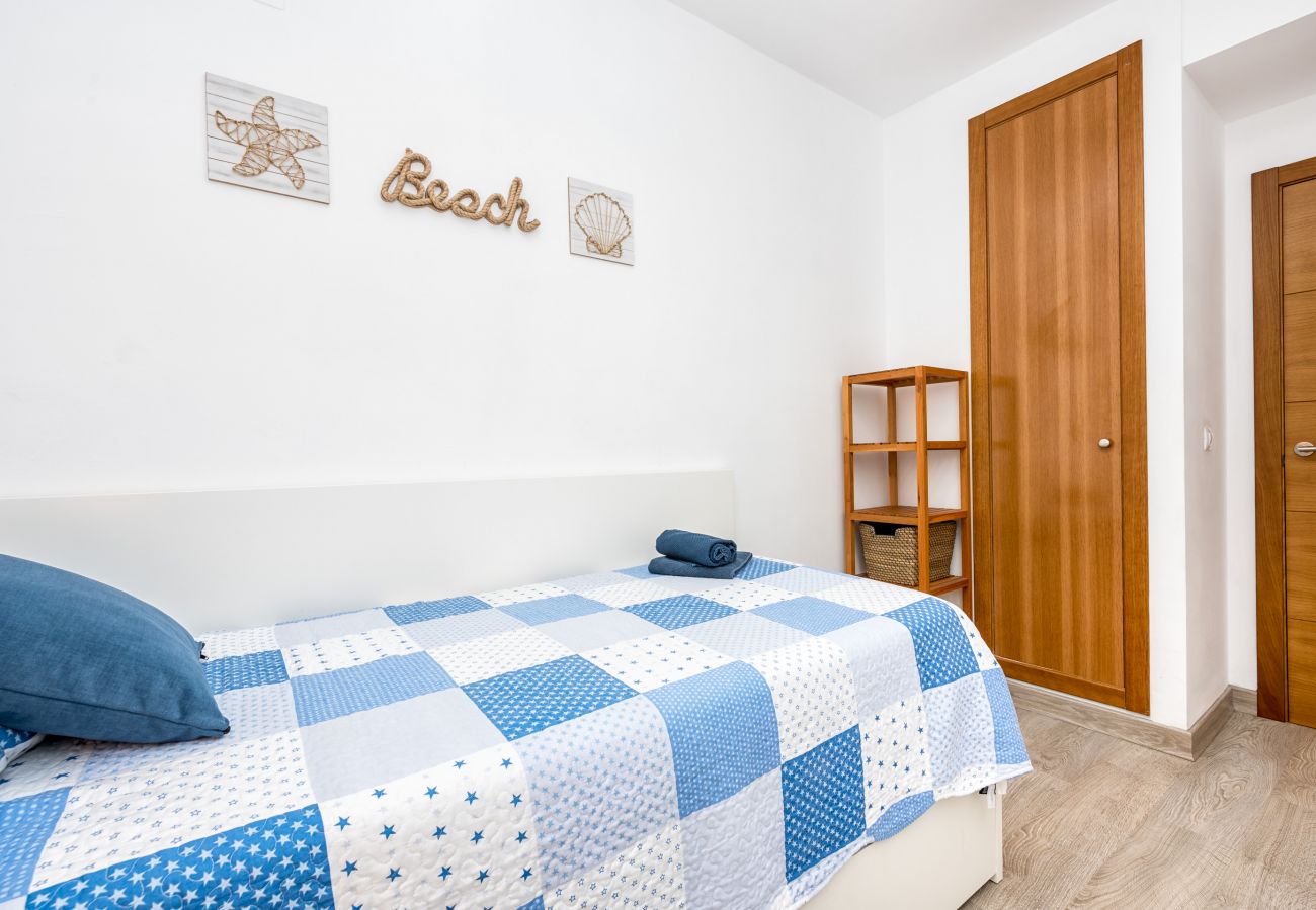 Apartment in Rincón de la Victoria - RELAX BY THE SEA, POOL, WIFI A / C.