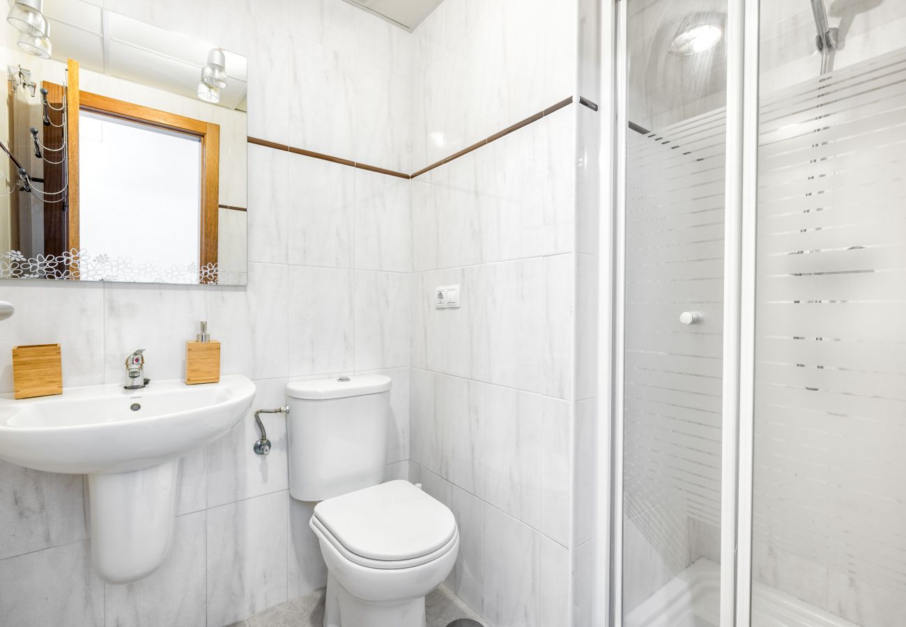 Apartment in Rincón de la Victoria - RELAX BY THE SEA, POOL, WIFI A / C.