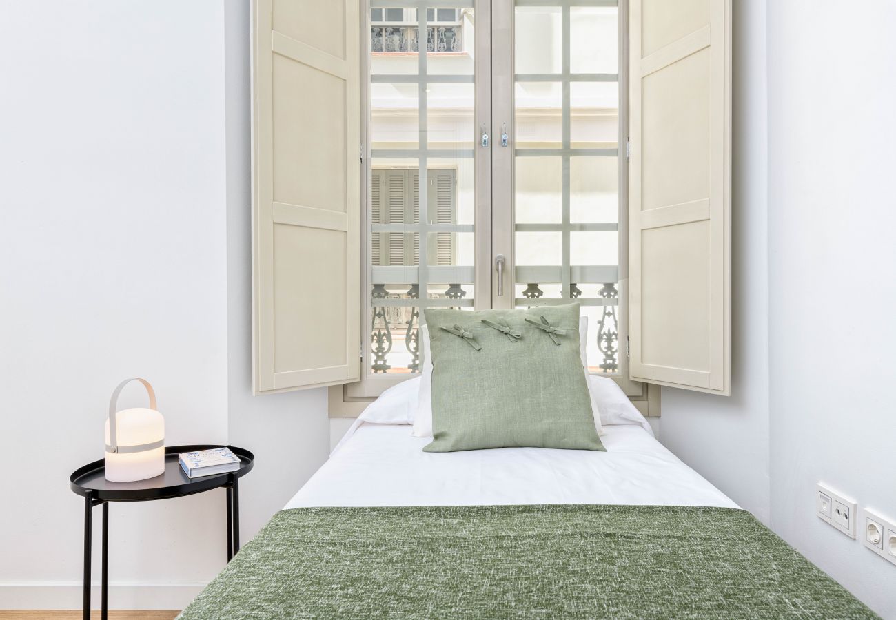 Apartment in Málaga - WintowinRentals Historical Center & Free Parking